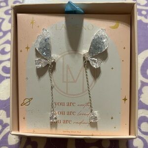 La Meno Crystal Butterfly Earrings New in Box!